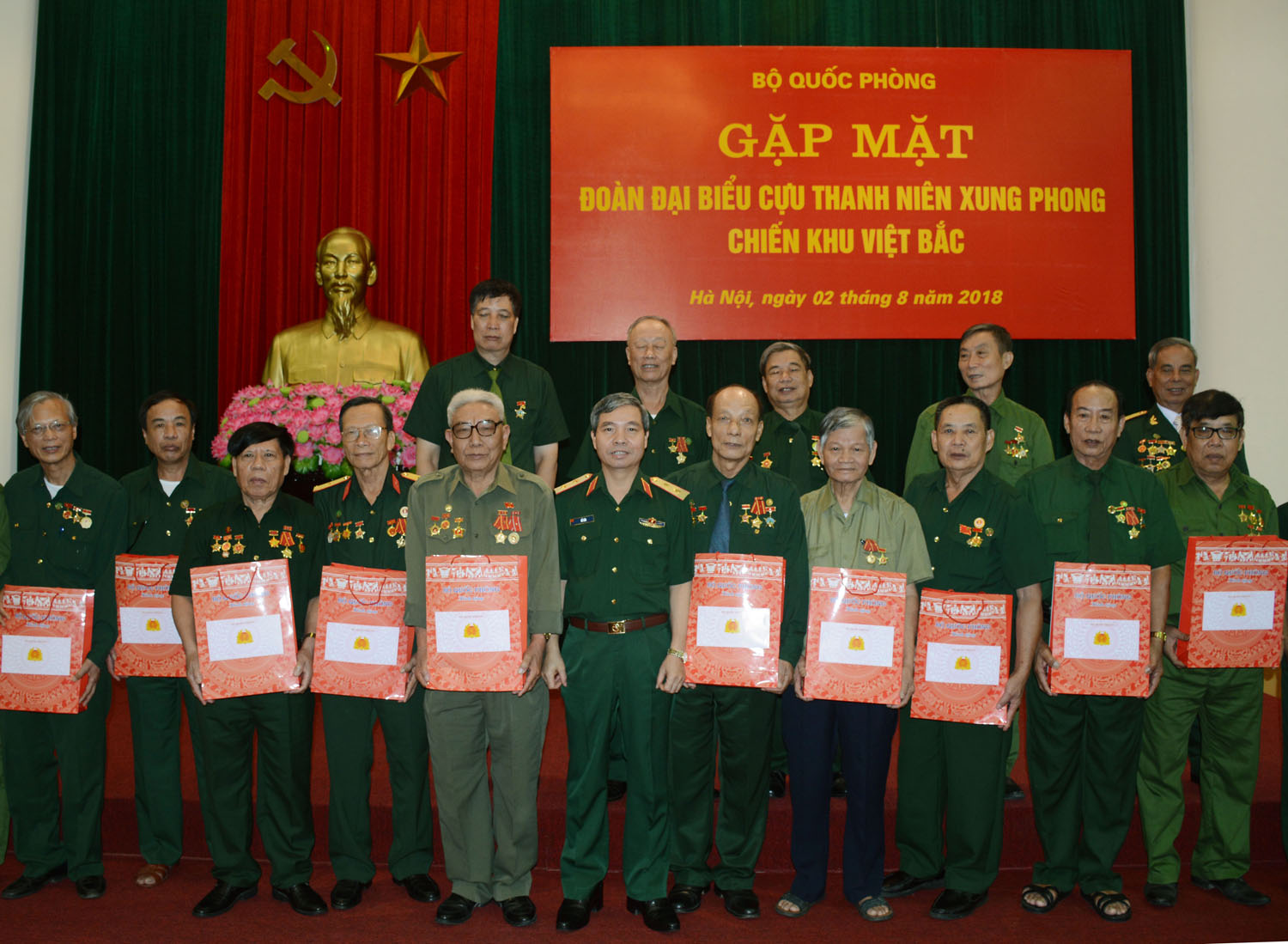 Thanh niên xung phong chiến khu Việt Bắc góp phần tích cực vào sự nghiệp đấu tranh giải phóng dân tộc